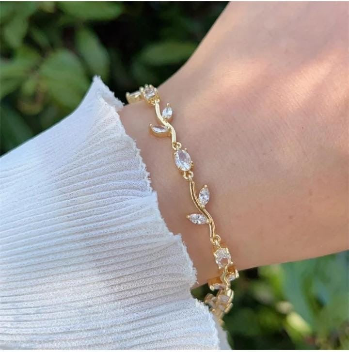 Special empire elegance feel bracelet